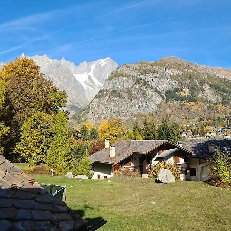 Vittoria Apartment Courmayeur
