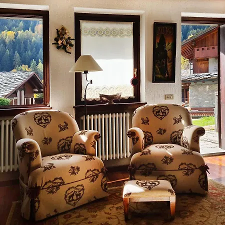 Vittoria Apartment *